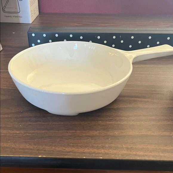 Corningware White Ceramic Saucepan Set with Pour Spout - Picture 2 of 13